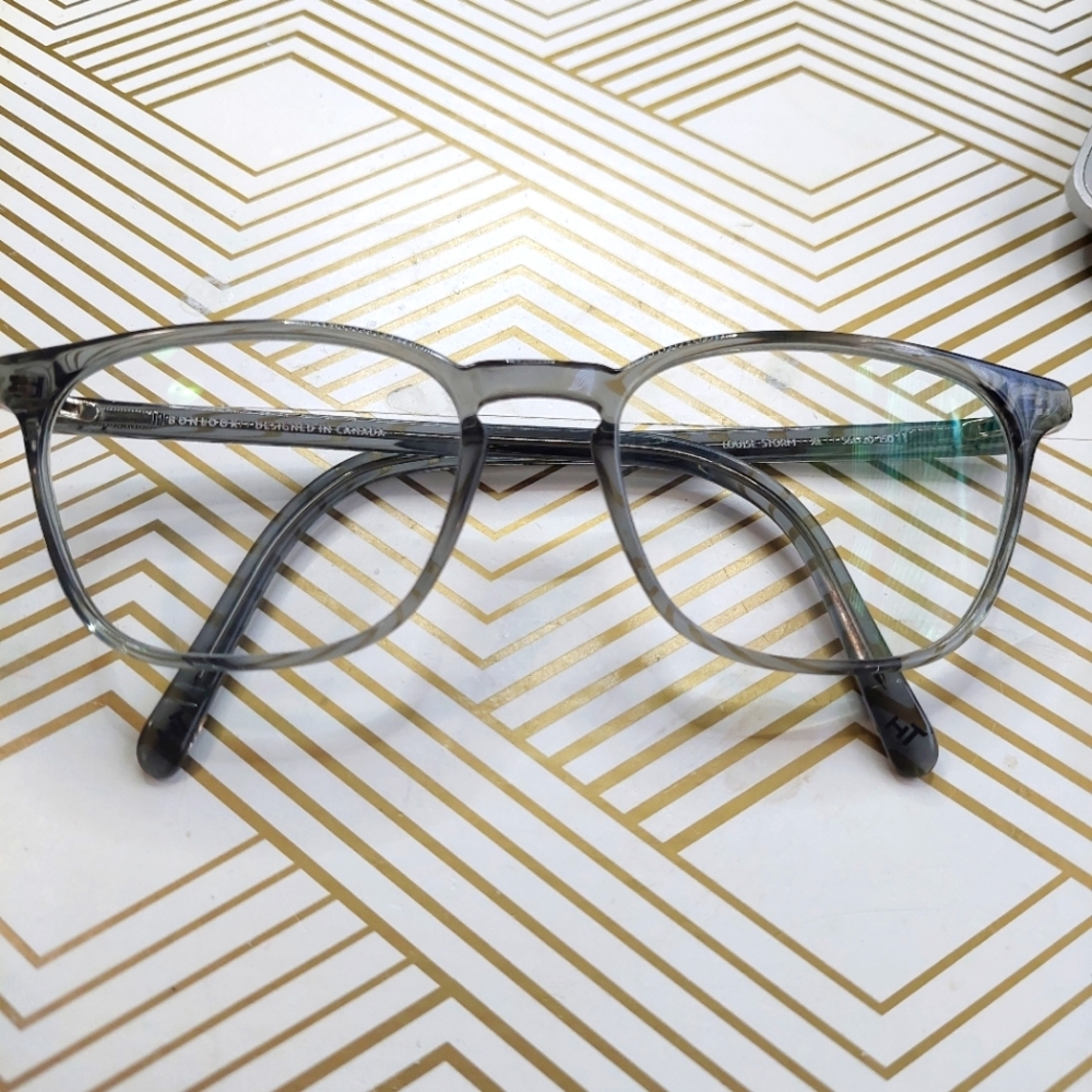 Bonlook eyeglass  wide‎ frame silver gray Louise Strom